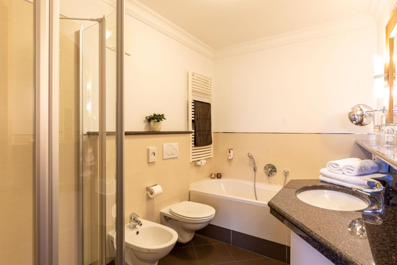 Aktiv & Wellnesshotel Zentral Прато-алло-Стельвио Экстерьер фото